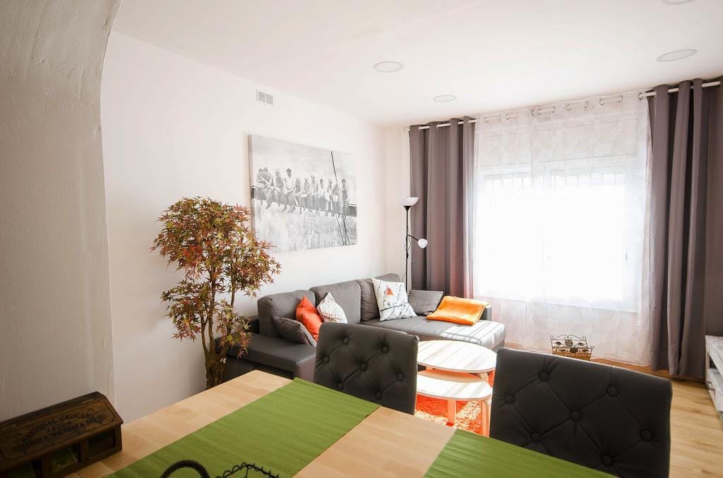 Oscar Apartments Estacion Sitges Ngoại thất bức ảnh